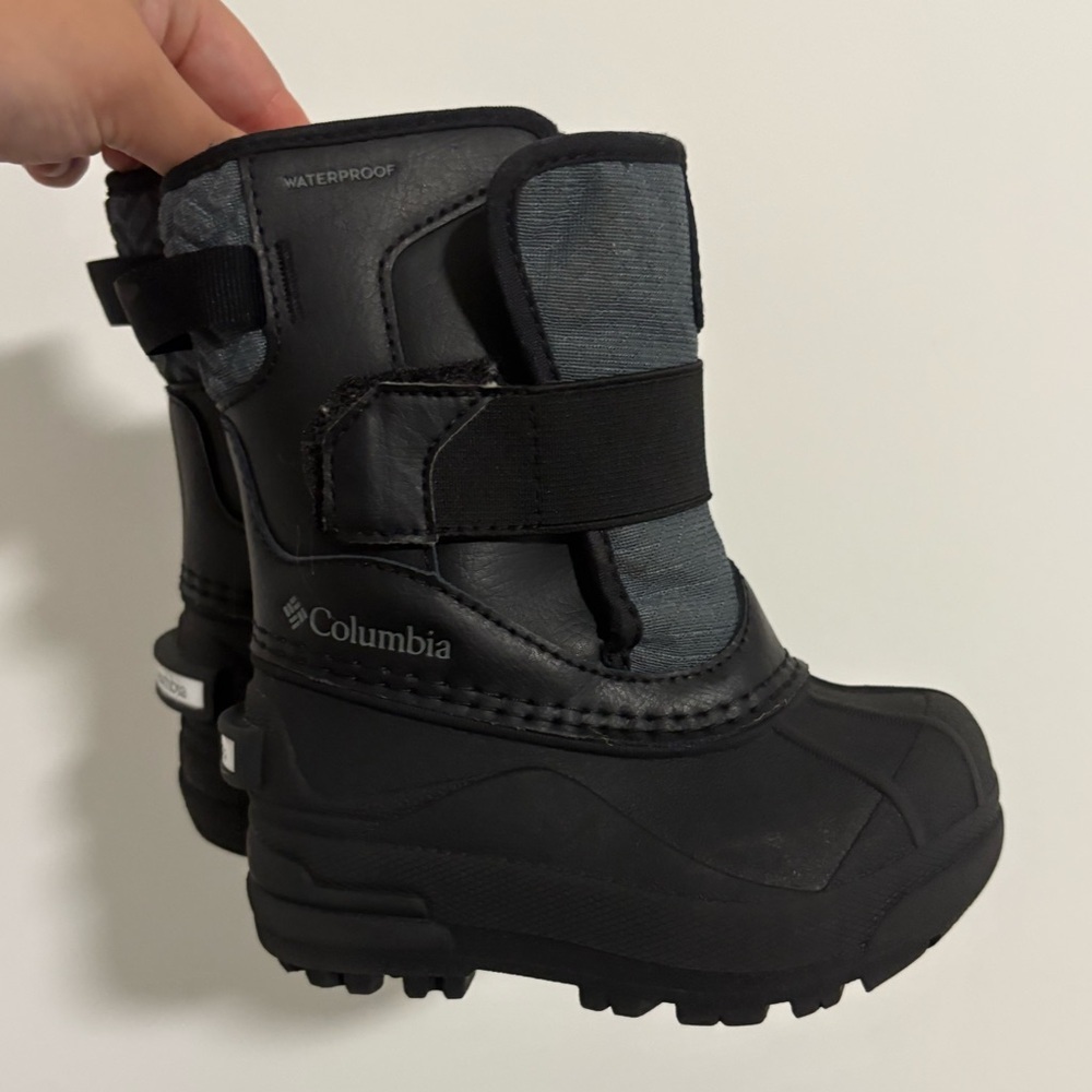 Columbia Bugaboots Winter Boots Kid's Unisex Size 7 & 11
